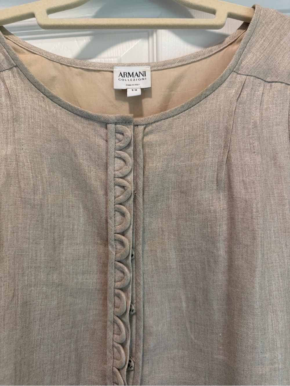 Armani Collezioni Light Cream Linen-Blend Button Front Tunic